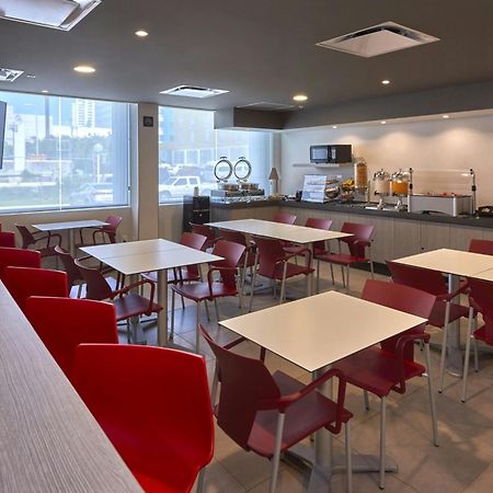 City Express Junior By Marriott Toluca Zona Industrial Exterior foto